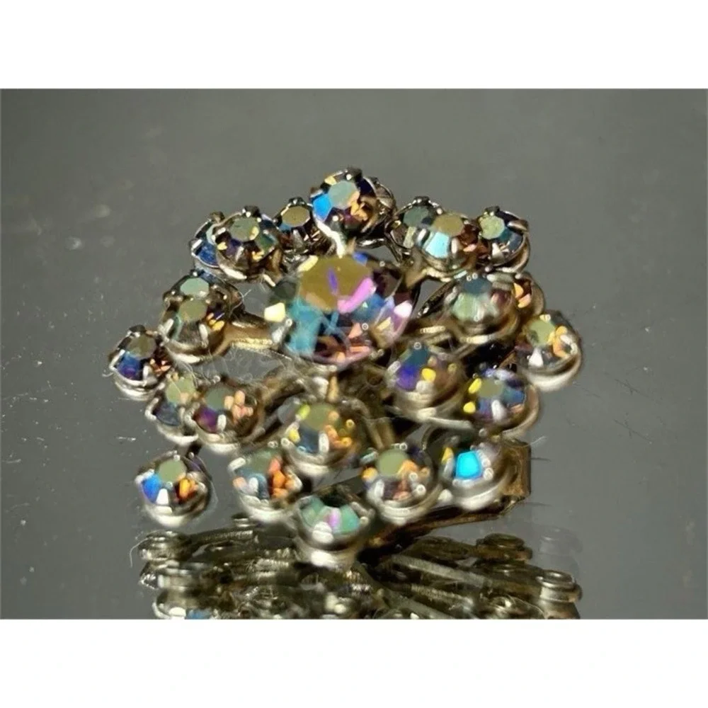 WOWOW Vintage 1950's XX Sparkling Rhinestone Flower Clip Earrings